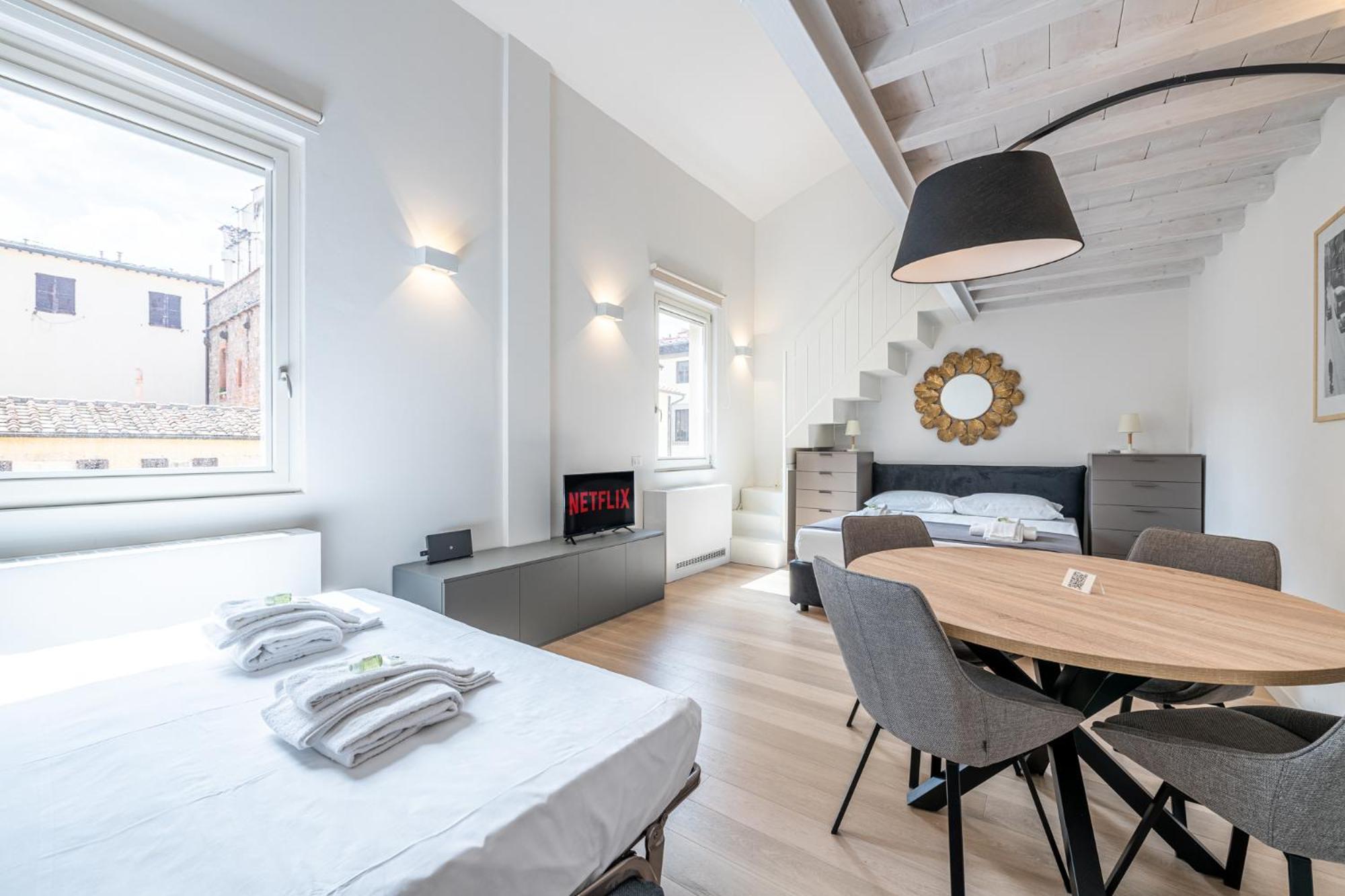 Algila Lifestyle Tornabuoni Apartments Florenz Exterior foto