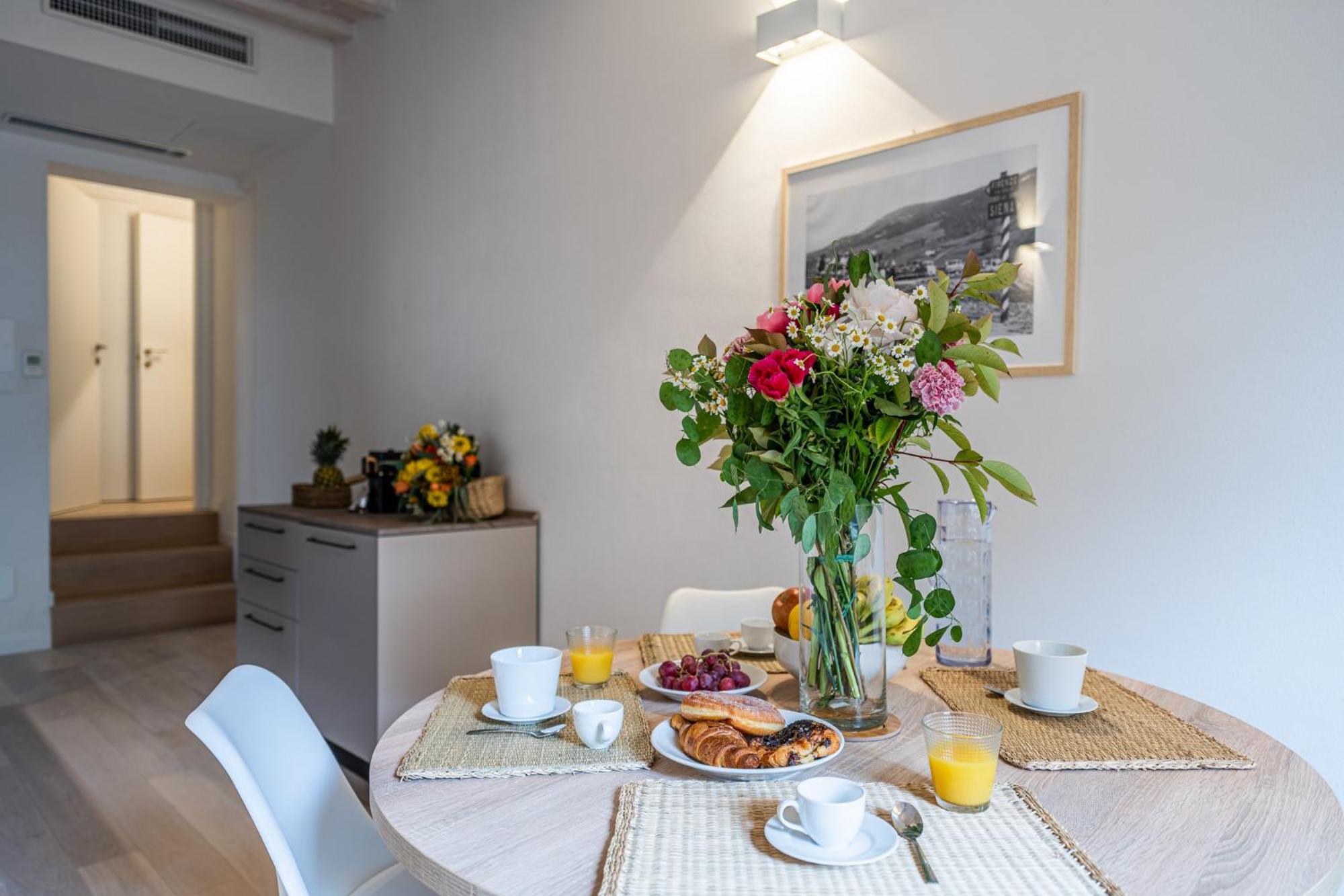 Algila Lifestyle Tornabuoni Apartments Florenz Exterior foto