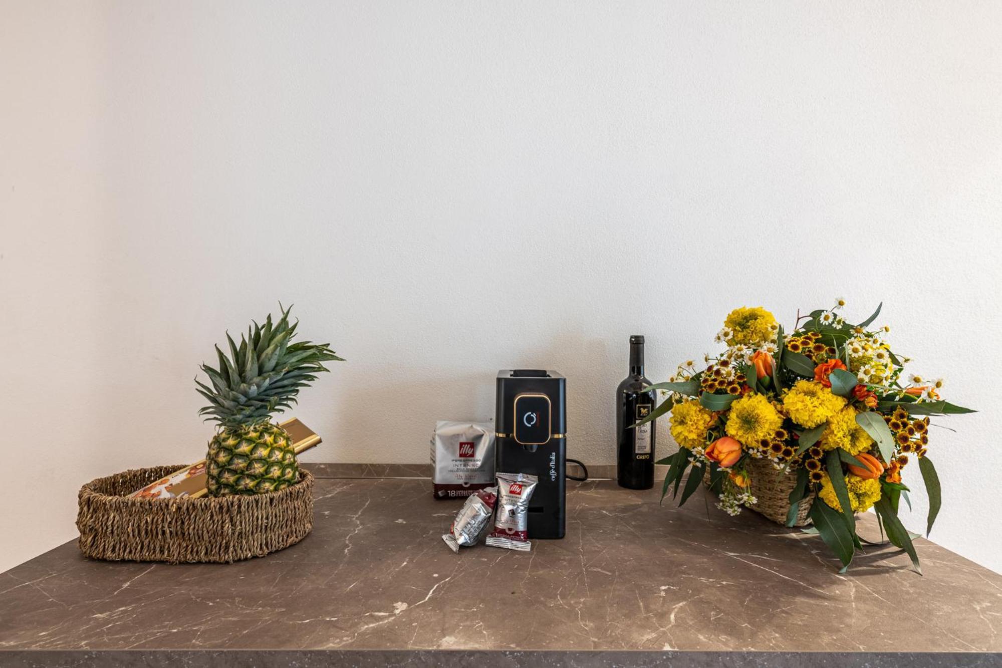 Algila Lifestyle Tornabuoni Apartments Florenz Exterior foto